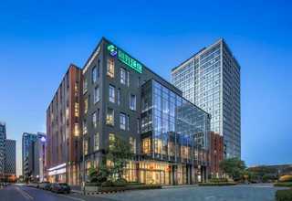 杜比全景声吸音板功能